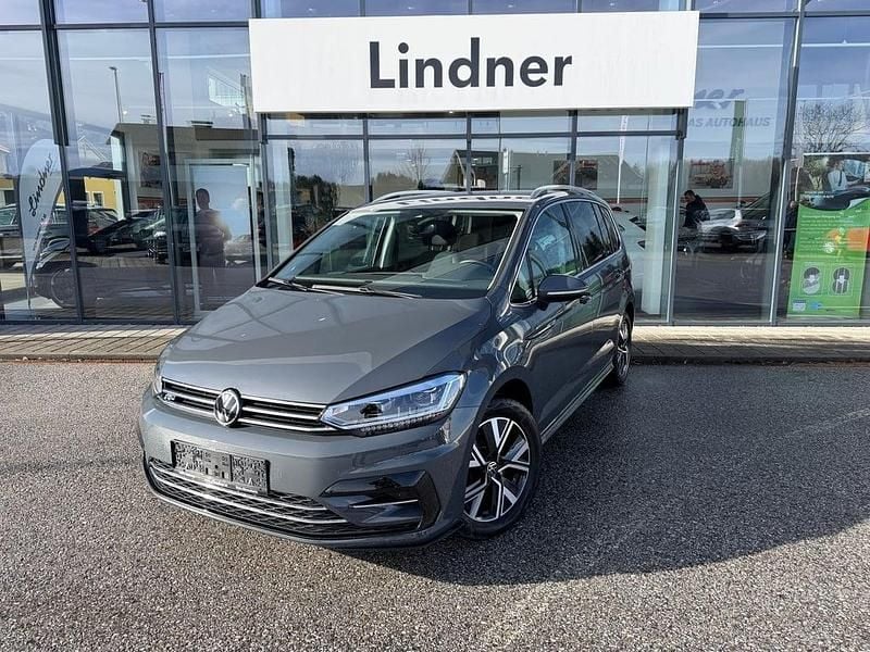 Gebraucht VW Touran Highline 150 PS (110 kW) 2022 Mittelgrau  metallic Van / Kleinbus