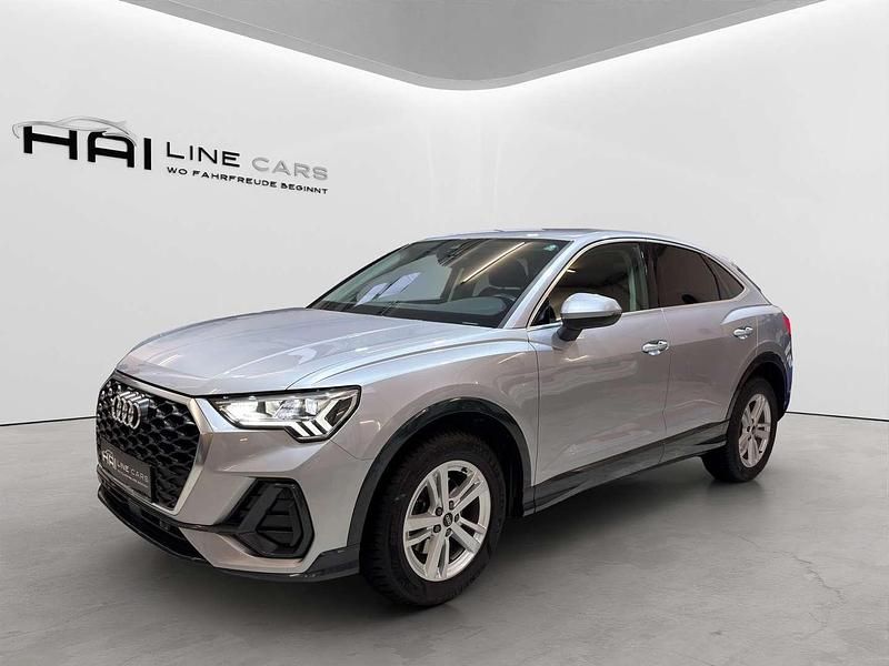 Silber Gebraucht 2022 Audi Q3 Sportback Ambiente SUV | € 34.990 - Bild 1/4