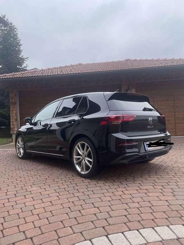 Gebraucht VW Golf VIII 90 PS (66 kW) 2021 Limousine