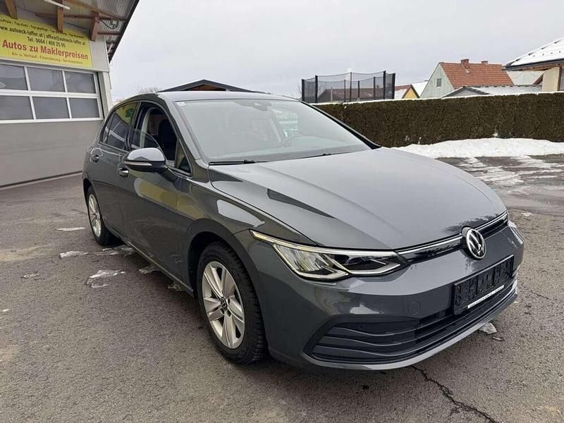 Gebraucht VW Golf VIII 90 PS (66 kW) 2020 Grau Limousine