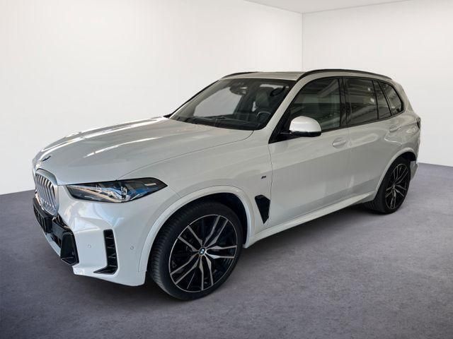 Weiß Gebraucht 2024 BMW X5 M Sport SUV | € 116.237 - Bild 1/4