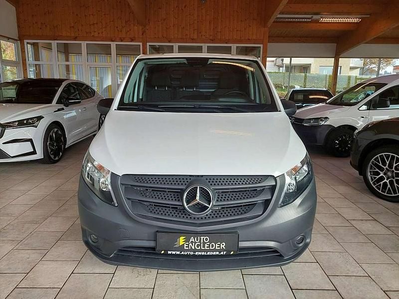 Gebraucht Mercedes Vito 163 PS (119 kW) 2021 Weiß Van