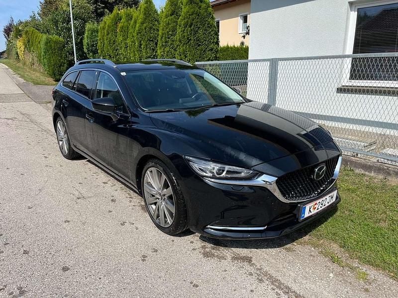 Gebraucht Mazda 6 Inclusive 147 PS (108 kW) 2023 Schwarz Kombi