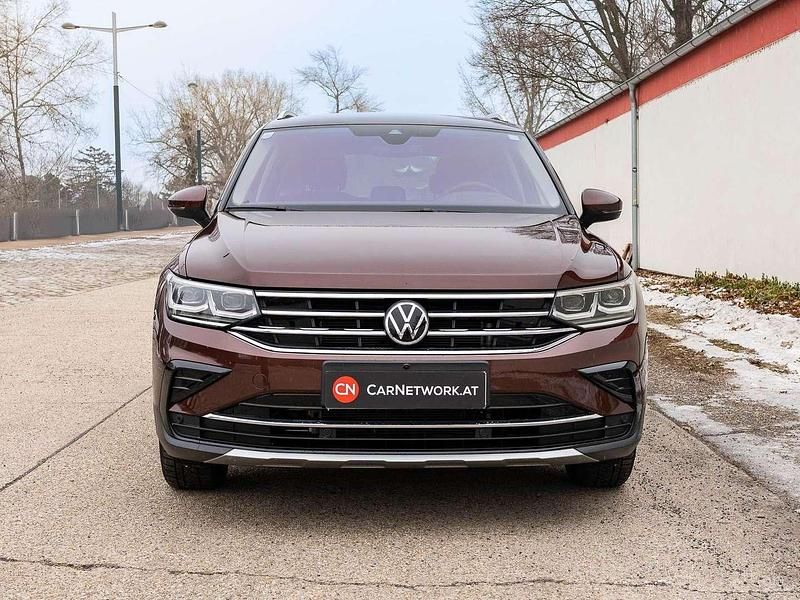 Gebraucht VW Tiguan Elegance 150 PS (110 kW) 2021 Braun SUV