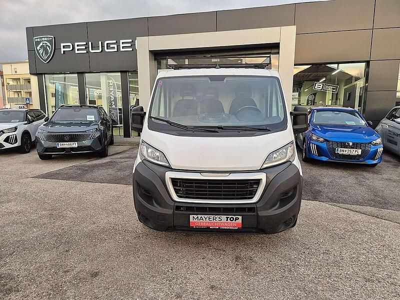 Gebraucht Peugeot Boxer S 120 PS (88 kW) 2022 Weiß Van