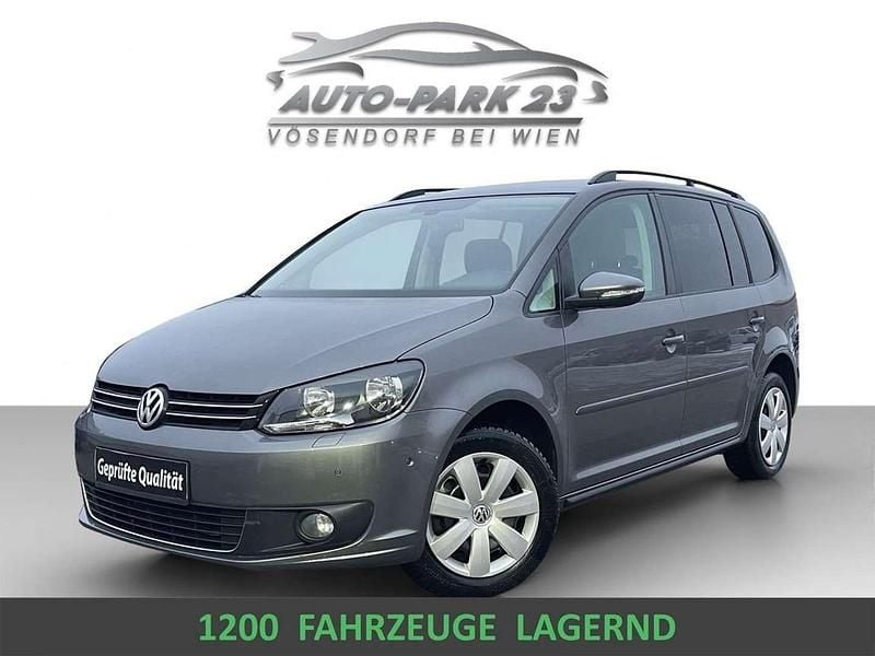 Gebraucht VW Touran 140 PS (102 kW) 2015 Grau Van / Kleinbus