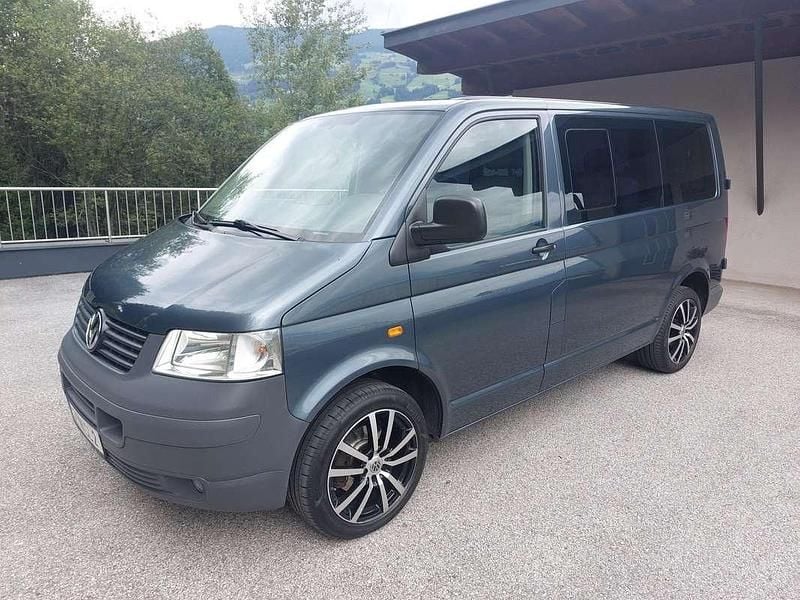 Gebraucht VW T5 Trendline 131 PS (96 kW) 2007 Grau Van