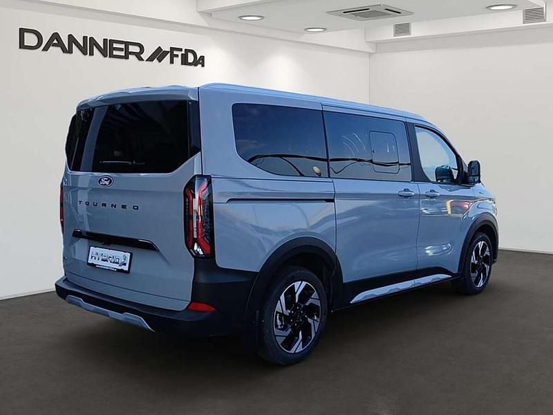 Neu Ford Tourneo Custom Active 118 PS (86 kW) 2026 Van