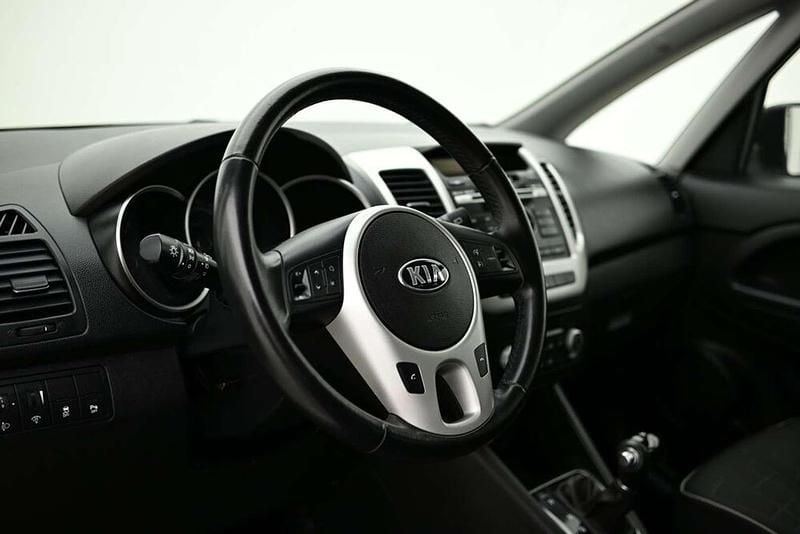 Gebraucht Kia Venga Silver 124 PS (91 kW) 2018 Silber Kleinwagen