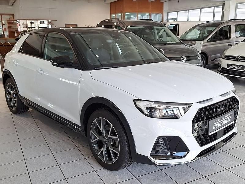 Gebraucht Audi A1 Design 116 PS (85 kW) 2025 Weiss  metallic Kleinwagen