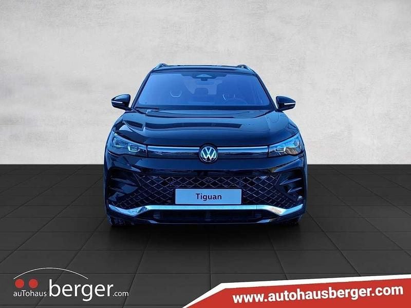 Neu VW Tiguan Sport 204 PS (150 kW) 2025 Schwarz SUV