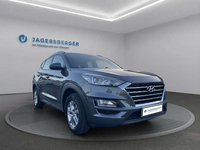 Gebraucht Hyundai Tucson 132 PS (97 kW) 2019 Grau SUV
