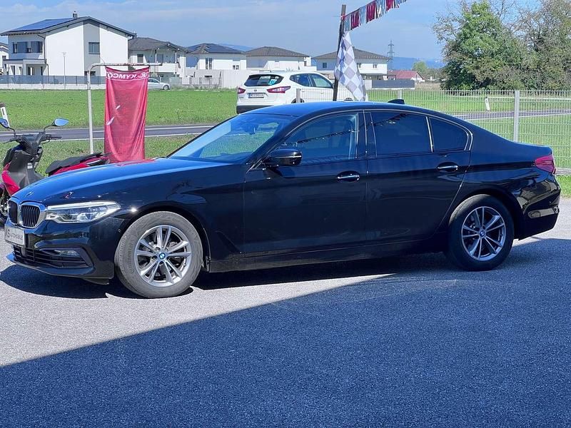 Gebraucht BMW 520 Sport Line 190 PS (139 kW) 2018 Schwarz Limousine