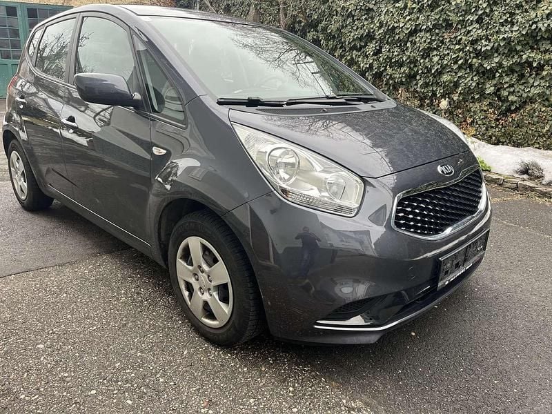 Gebraucht Kia Venga Gold 90 PS (66 kW) 2015 Kleinwagen