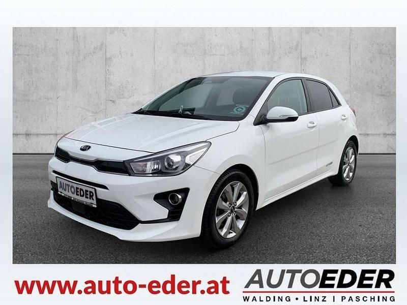 Gebraucht Kia Rio Silver 101 PS (74 kW) 2022 Weiß Limousine