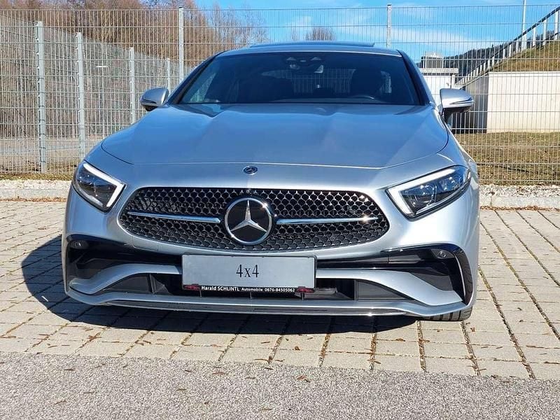 Gebraucht Mercedes CLS300 AMG line 265 PS (194 kW) 2023 Silber Limousine