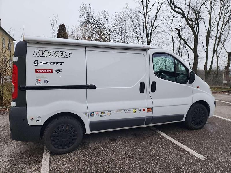 Gebraucht Opel Vivaro 114 PS (83 kW) 2014 Van / Kleinbus