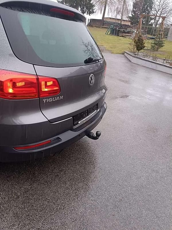 Gebraucht VW Tiguan 140 PS (102 kW) 2012 Grau SUV