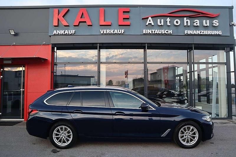 Gebraucht BMW 520 190 PS (139 kW) 2021 Blau Kombi