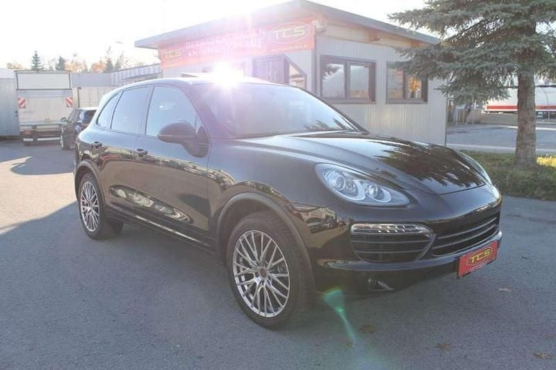 Gebraucht Porsche Cayenne 245 PS (180 kW) 2012 Schwarz SUV