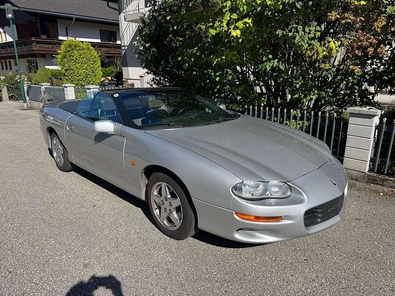 Silber Gebraucht 1998 Chevrolet Camaro Cabrio | € 11.890 - Bild 1/4