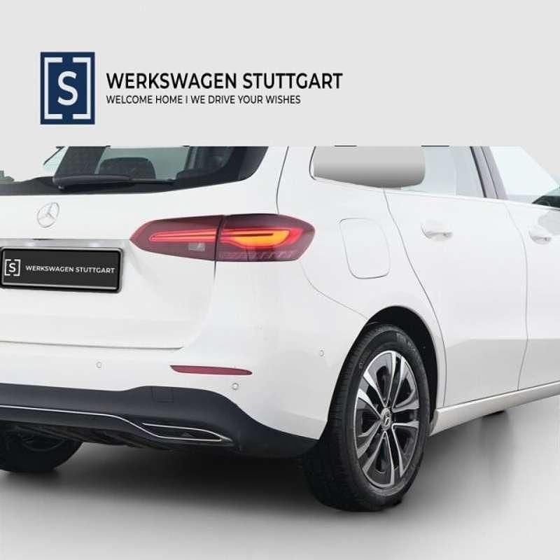 Gebraucht Mercedes E250 Progressive 163 PS (119 kW) 2024 Weiß Limousine