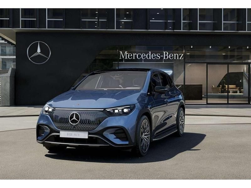 Gebraucht Mercedes EQE500 300 kW (408 PS) 2024 Metalliclack sodalithblau SUV