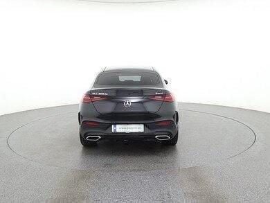 Gebraucht Mercedes GLC300e 333 PS (244 kW) 2025 Schwarz Coupé
