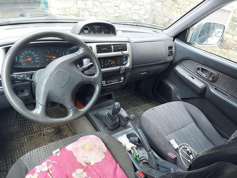 Gebraucht Mitsubishi L200 131 PS (96 kW) 2005 Grün Abholung