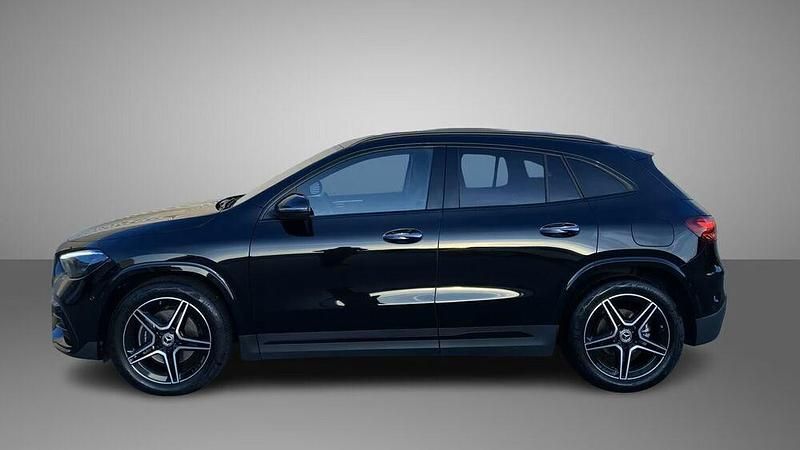 Gebraucht Mercedes GLA180 AMG 116 PS (85 kW) 2024 Schwarz SUV