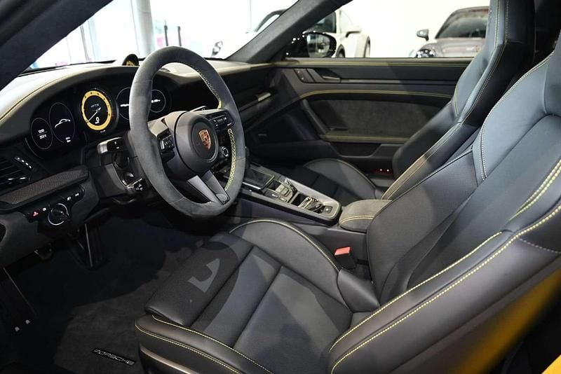 Gebraucht Porsche 992 480 PS (353 kW) 2023 Grau Coupé