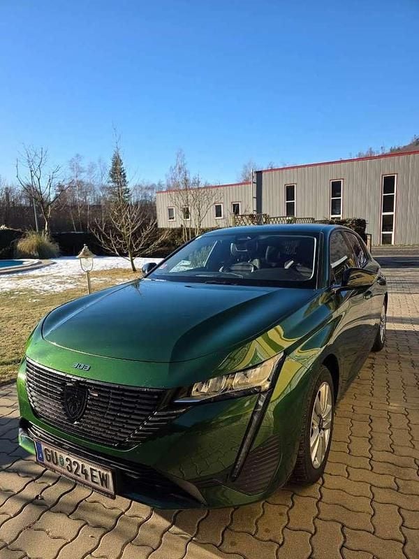 Gebraucht Peugeot 308 S 131 PS (96 kW) 2024 Grün Limousine
