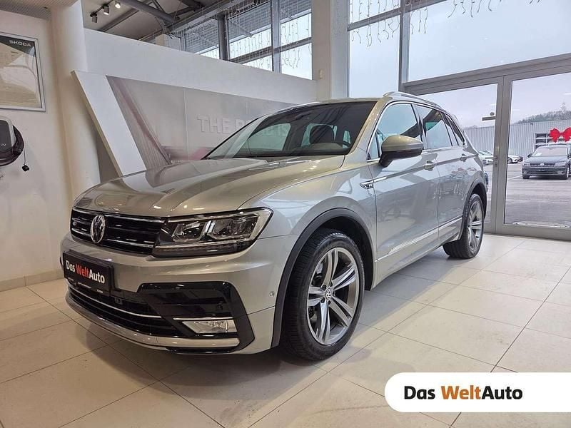 Silber metallic Gebraucht 2017 VW Tiguan Highline SUV | € 27.670 (Superpreis) - Bild 1/4