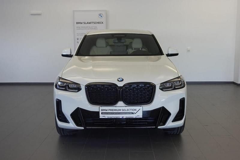 Gebraucht BMW X4 Efficient Dynamics 190 PS (139 kW) 2025 Weiß SUV