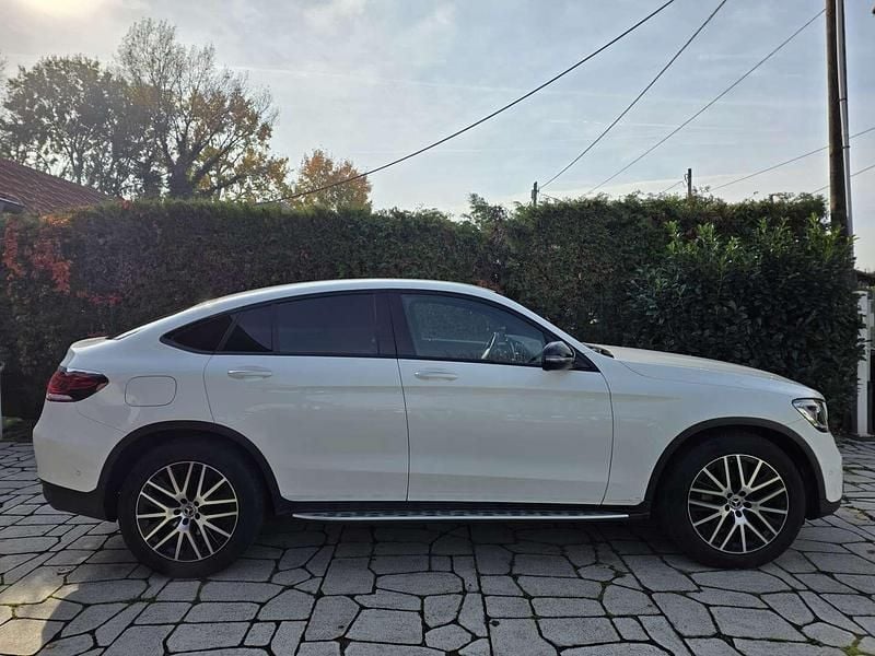 Gebraucht Mercedes GLC200 197 PS (144 kW) 2019 SUV