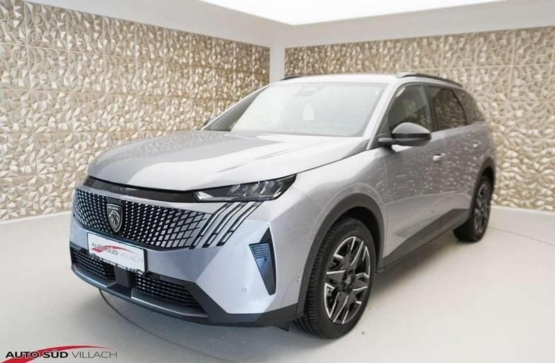 Neu Peugeot 5008 Allure 136 PS (100 kW) 2025 Grau Van / Kleinbus