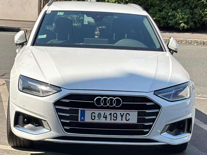Weiß Gebraucht 2019 Audi A4 Advanced Kombi | € 19.000 (Fairer Preis) - Bild 1/4