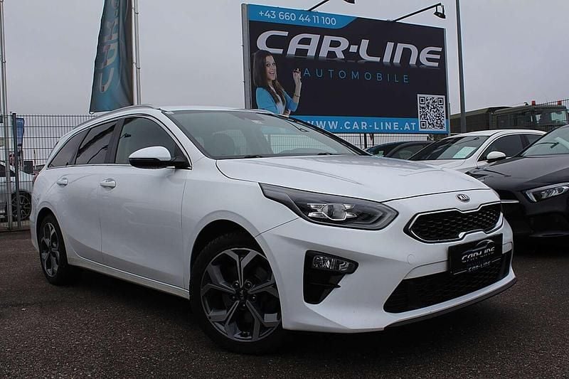 Gebraucht Kia Ceed Sportswagon Gold 136 PS (100 kW) 2021 Weiß Kombi