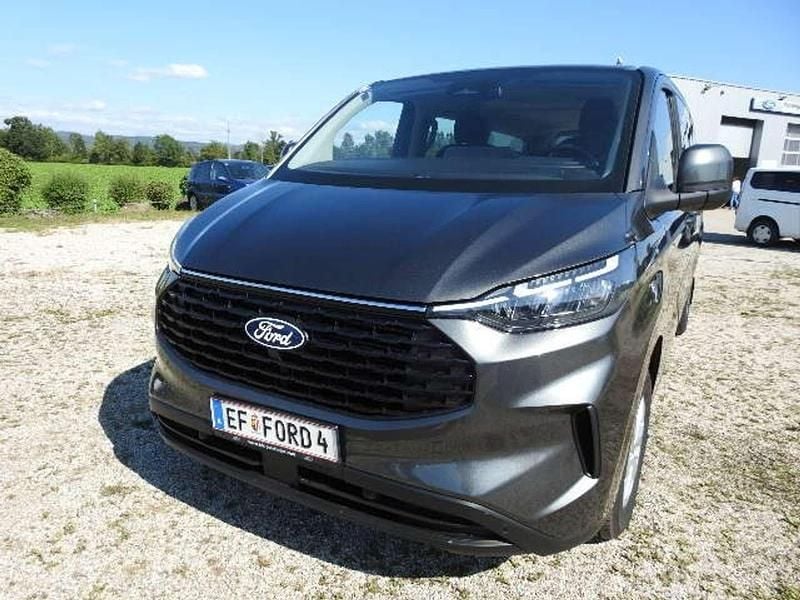 Gebraucht Ford Tourneo Trend 136 PS (100 kW) 2024 Grau Van / Kleinbus