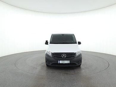 Gebraucht Mercedes Vito 114 PS (83 kW) 2019 Arktikweiß Van