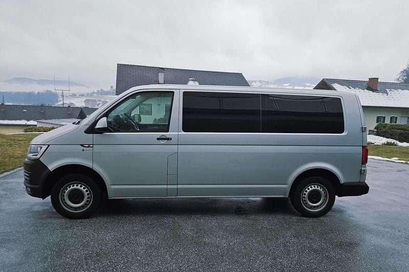 Gebraucht VW T6 150 PS (110 kW) 2018 Silber Van