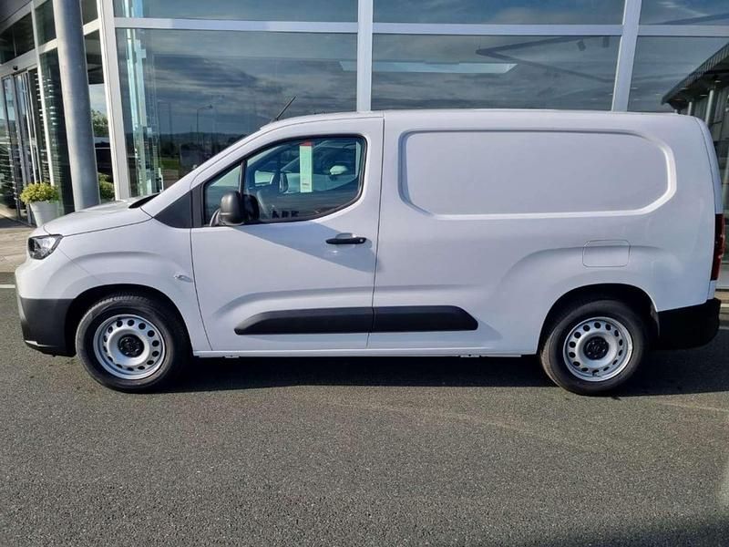 Neu Toyota Proace City City 100 kW (136 PS) 2025 Weiß Van / Kleinbus