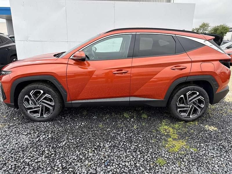 Neu Hyundai Tucson 215 PS (158 kW) 2025 Orange SUV