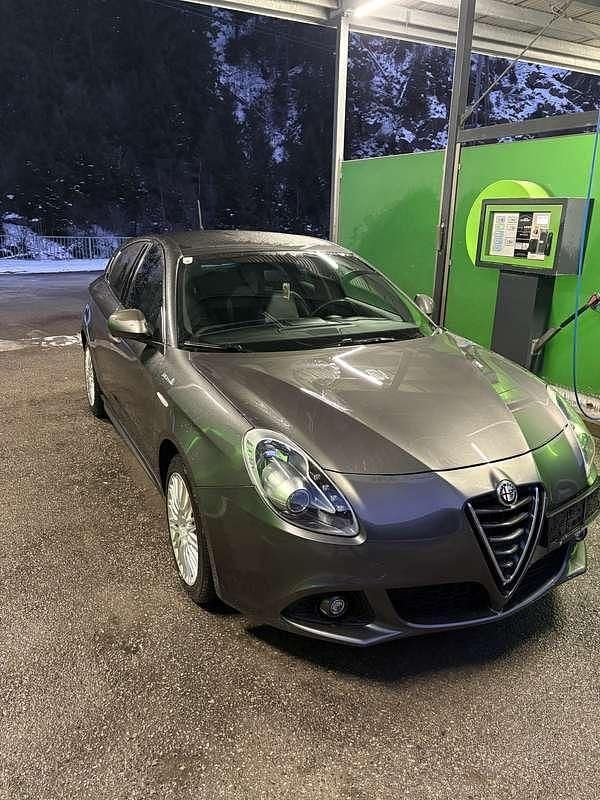 Gebraucht Alfa Romeo Giulietta Quadrifoglio Verde 120 PS (88 kW) 2016 Limousine