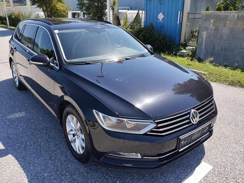 Gebraucht VW Passat Comfortline 150 PS (110 kW) 2015 Schwarz Kombi