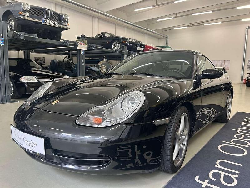 Schwarz Gebraucht 2001 Porsche 911 Carrera Coupé | € 39.000 - Bild 1/4