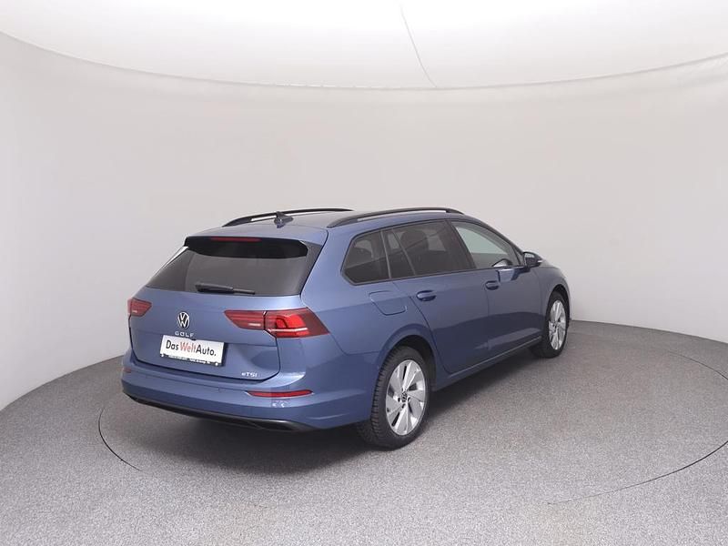 Neu VW Golf VIII Business 115 PS (84 kW) 2026 Mittelblau  normal Kombi