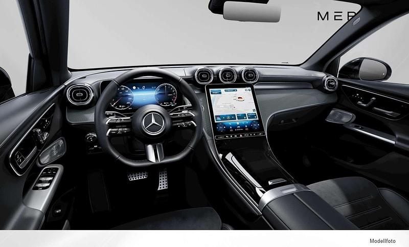 Gebraucht Mercedes GLC300e 197 PS (144 kW) 2025 Grau SUV