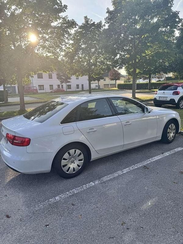 Gebraucht Audi A4 150 PS (110 kW) 2013 Limousine