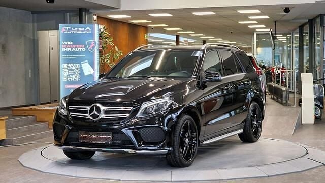 Gebraucht Mercedes GLE350 AMG line 258 PS (189 kW) 2017 Schwarz SUV
